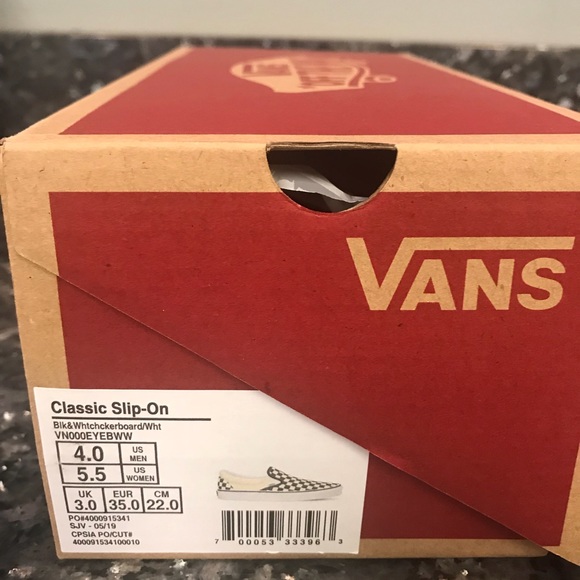 Classic checkerboard slip-on Vans - Picture 2 of 5